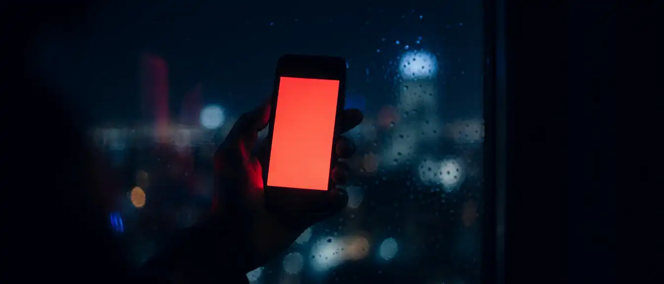 Цифровая осада: Apple бьет тревогу из-за масштабных шпионских атак на iPhone