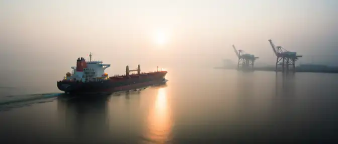 Нефтяной маневр Пекина: как Китай перекраивает карту поставок сырья