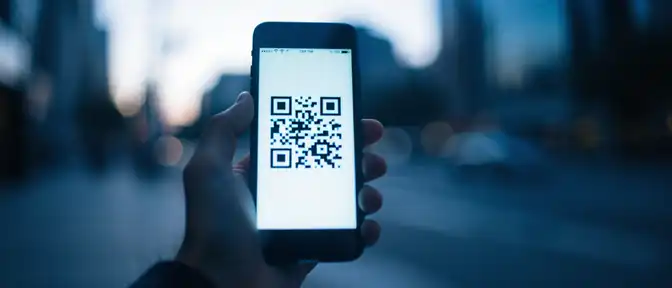Доля платежей через QR-коды и смартфоны в России увеличилась до тридцати пяти процентов от всех безналичных транзакций