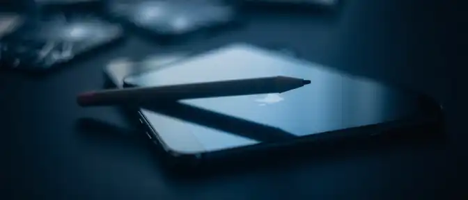 Стратегия выжидания: почему Apple внедряет технологии только после их обкатки конкурентами